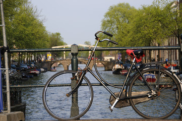 Fototapeta na wymiar Bicycle in Amsterdam