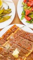 Pide Kıymalı Ekmek