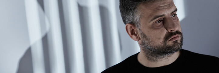 Obraz premium Man coping with separation