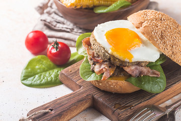 Homemmade Bacon Hamburger with fried Egg