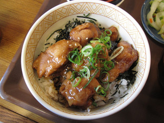 鶏肉丼
