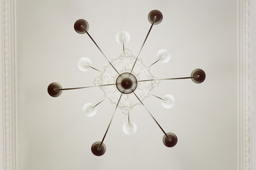 Obraz premium Chandelier on the ceiling