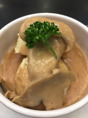 mashed potato with mushroom sauce