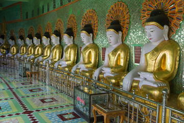 U Min Thonze caves, Sagaing, Myanmar