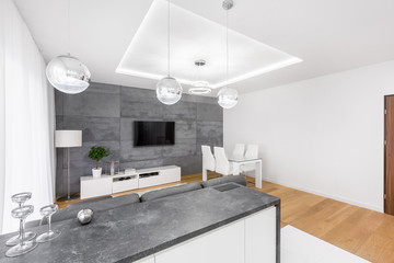 Living room woth dropped ceiling