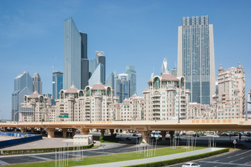 Obraz na płótnie Canvas Modern buildings in Dubai
