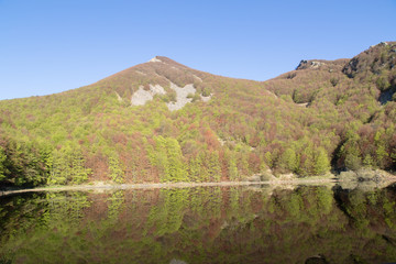 Panorama Lago Squincio, Parco nazionale dell'Appennino Tosco-Emiliano