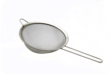 Metal strainer