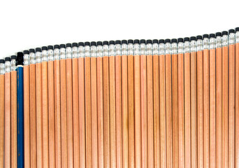 Old EE pencil in the group of sort orderly new 2B type pencil