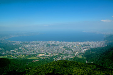 鶴見岳から別府