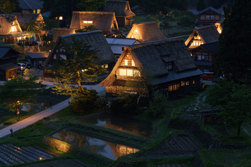 五箇山のライトアップ © ginR