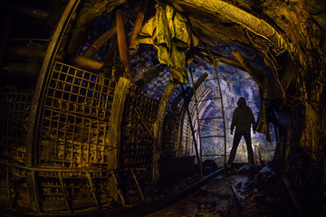 Digger at the dead end of the tunnel