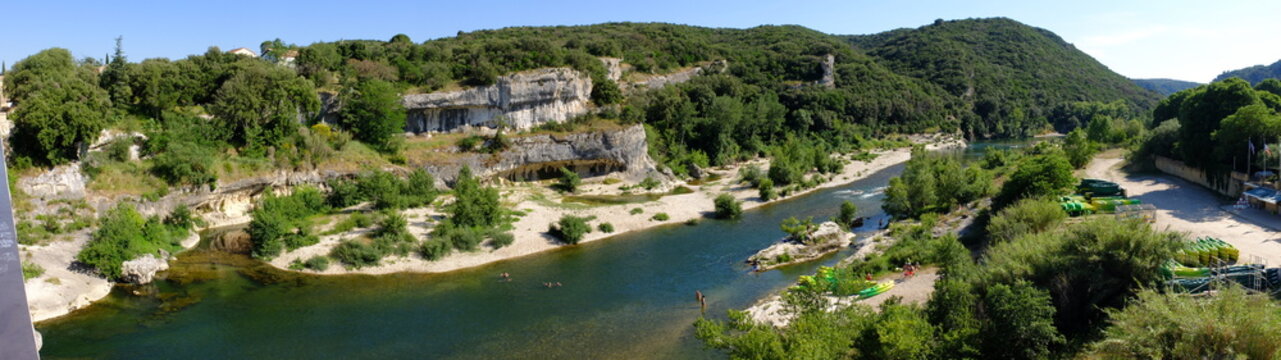 Collias - Gard proven&ccedil;al