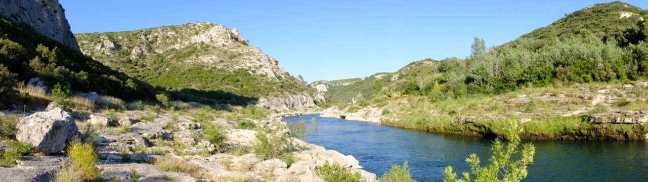 Collias - Gard proven&ccedil;al