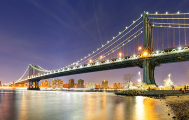 Fototapeta na wymiar Manhattan bridge in New York City