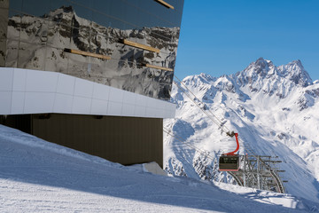 Ischgl Pardatschgratbahn und Alpenpanorama