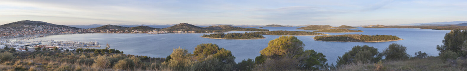 Fototapeta na wymiar Panorama of town Murter with Kornati national park archipelago nearby, Croatia