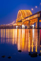 Foto auf Leinwand Bridge of Seoul Banghwa bridge beautiful  Han river at night, Seoul,  South Korea. © panyaphotograph