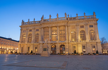 Fototapeta na wymiar TURIN, ITALY - MARCH 14, 2017: Palazzo Madama at dusk.