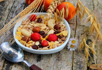 müsli mit getreidehalme