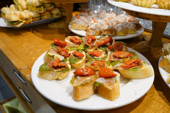 Spanish fingerfood and tapas set on bar counter