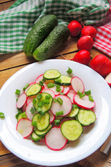 Spring salad with radishes and cucumber