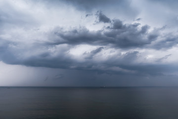 Fototapeta premium stormy cloud over sea