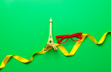 Eiffel tower and glasses