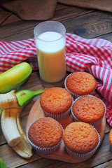 Muffins with banana and milk