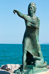 The monument to the women awaiting the return of their husbands from the sea in Rimini