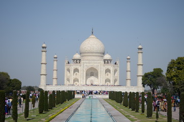 Fototapeta na wymiar Taj Mahal gardens in Agra, India