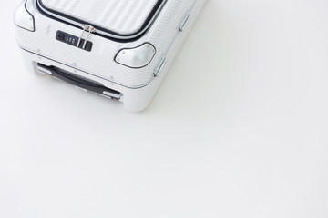 スーツケース　旅行イメージ