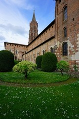Fototapeta na wymiar The Basilica Saint-Sernin Romanesque church in Toulouse, France