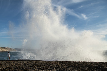 Fototapeta na wymiar Big wave water splah
