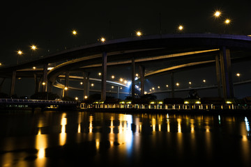 Fototapeta na wymiar bangkok night city bridge