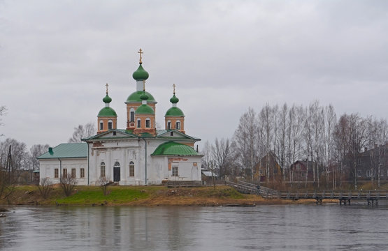 Sobor Smolenskoy Bogomateri, Olonets