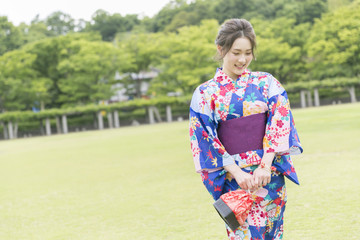 Fototapeta premium 着物の女性