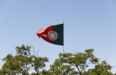 Drapeau portugais, château de Saint-Georges à Lisbonne, Portugal	