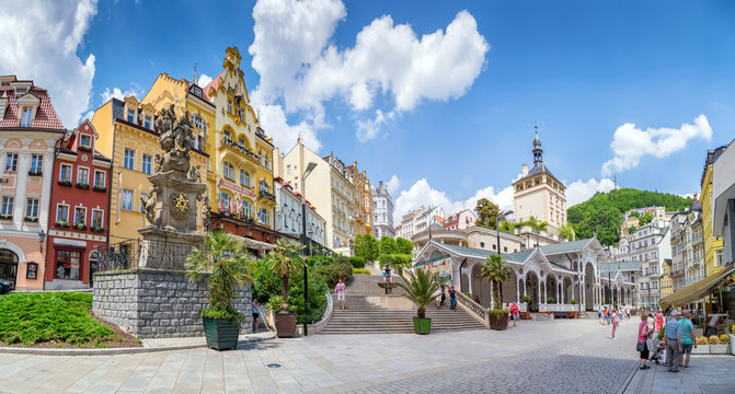 die Innenstadt von Karlsbad in der tschechischen Repuplik