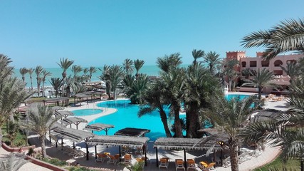 Pool und Meer in Zarzis