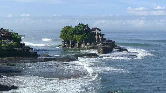 Pura Tanah Lot Hindu Temple, Tabanan, Bali, Indonesia