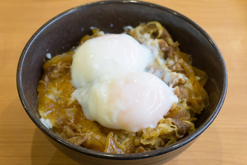 牛丼 温泉卵