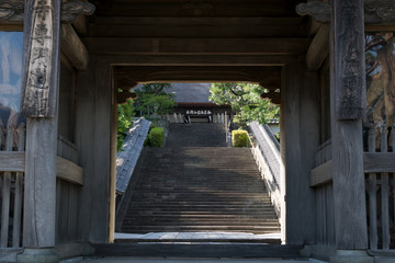 修行のための寺への入り口　臨済寺（静岡市）