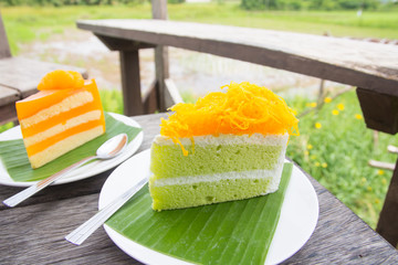 Chiffon cake with orange cake.golden threads cake