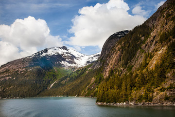 Alaska montagnes enneigés