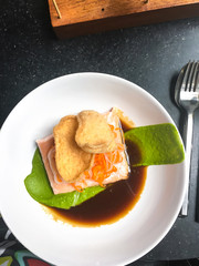 Fillet of salmon with spinach puree, croquettes