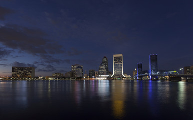 Fototapeta na wymiar Jacksonville skyline at twilight