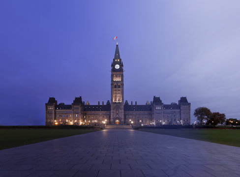 Ottawa Parliament twilight transition