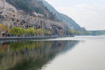 Fototapeta premium view of Yi river and West Hill in Longmen Caves