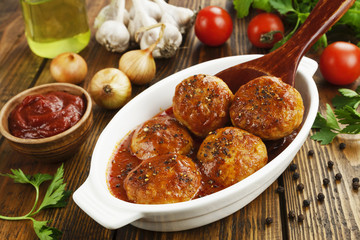 Meatballs with tomato sauce